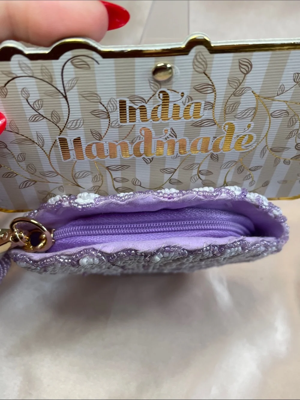 Handmade Beaded Shell Coin Purse - Lavender & White - NWT